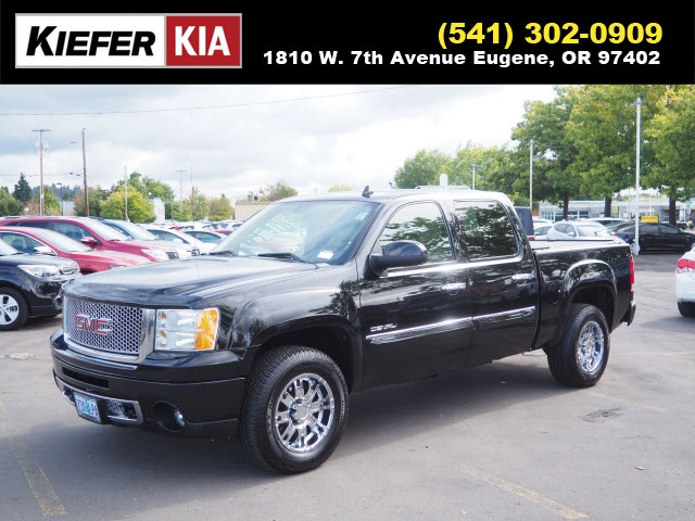 Pre Owned 2011 Gmc Sierra 1500 Denali 4d Crew Cab In Eugene